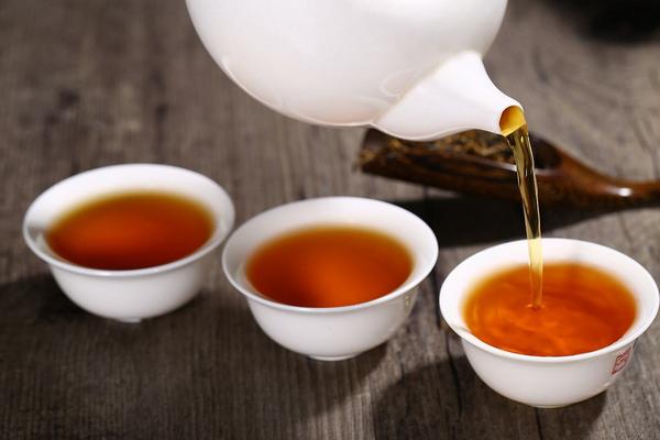 摩卡咖啡、拿鐵咖啡、卡布奇諾的區別是什么 哪些人不適合喝拿鐵咖啡