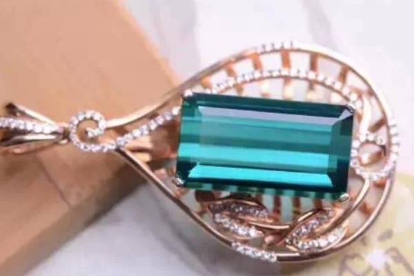 碧璽什么顏色最珍貴 碧璽是什么材料