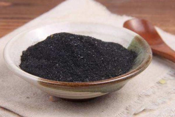 艾草灰的功效與作用及禁忌 艾草灰撒在傷口上真的好嗎