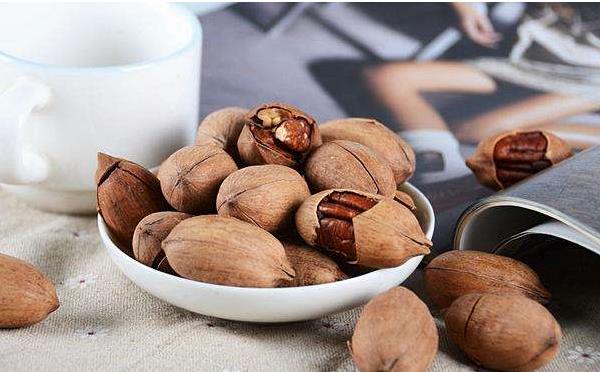 碧根果是什么 碧根果又叫什么 碧根果一天吃幾個好