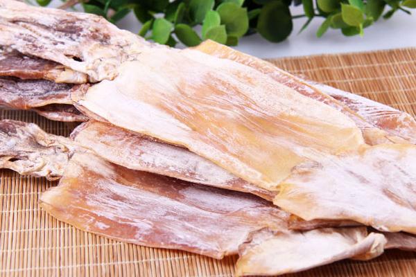 干魷魚怎么泡發（泡多久） 干魷魚不用堿怎么泡發