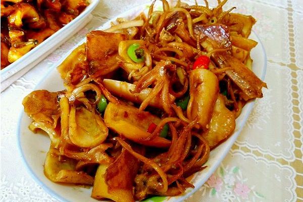 干魷魚怎么泡發（泡多久） 干魷魚不用堿怎么泡發