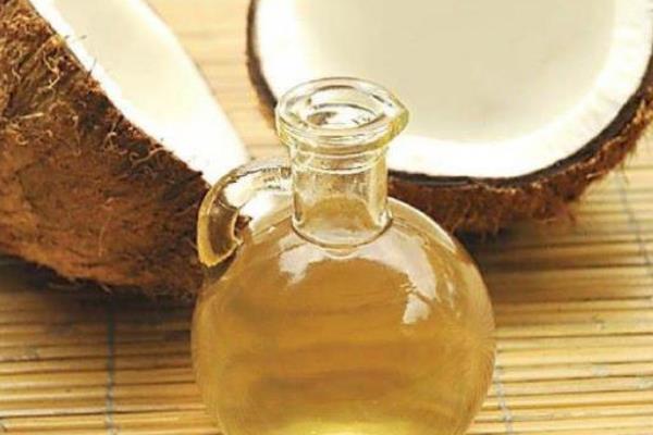 椰子油市場(chǎng)價(jià)格是多少錢一瓶 椰子油可以直接吃嗎