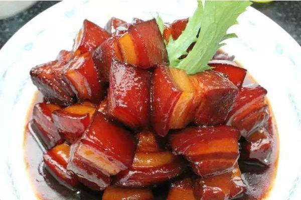 紅燒肉用什么肉 紅燒肉要不要焯水