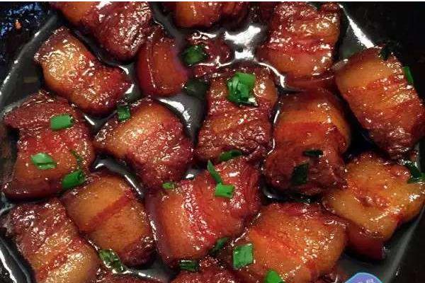 紅燒肉用什么肉 紅燒肉要不要焯水