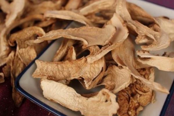 干松茸市場價格多少錢一斤 松茸為什么這么貴