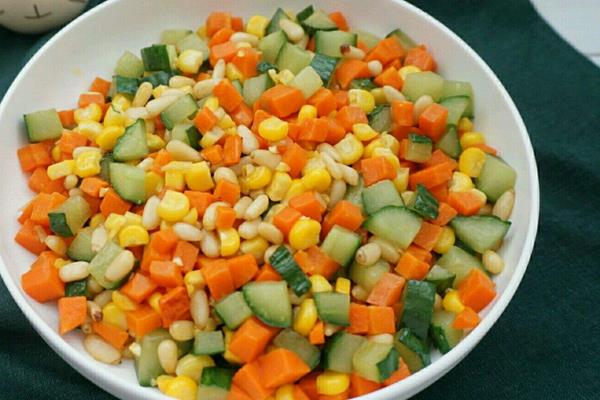 松子玉米怎么做好吃又簡單 松子玉米的家常做法大全