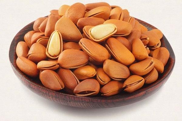 松子的功效與作用及禁忌 松子的營(yíng)養(yǎng)價(jià)值