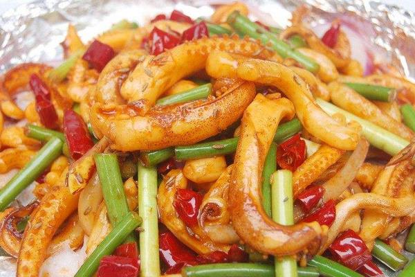 魷魚怎么做好吃又簡單 新鮮魷魚家常做法大全