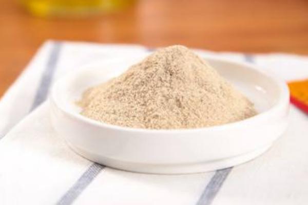 胡椒粉是黑胡椒還是白胡椒 白胡椒和黑胡椒的用途分別是什么