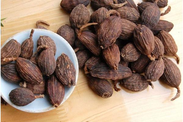 草果功效與作用及禁忌 草果的藥用價(jià)值