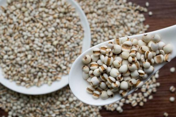 薏米和薏仁有什么區別 薏米和薏仁一樣嗎