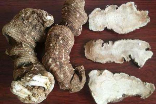 重樓的功效與作用及禁忌 重樓的藥用價值