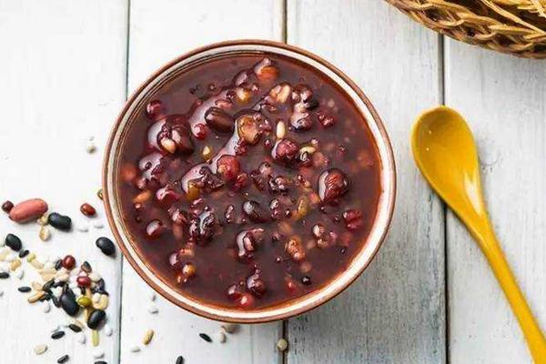 紅豆薏米粥的正確做法 紅豆薏米粥要煮多久