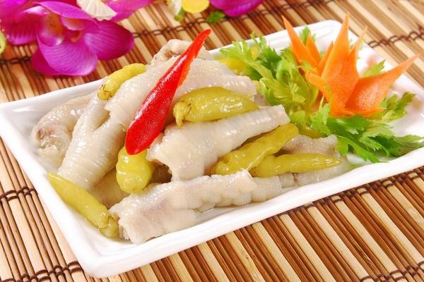 孕婦能吃泡椒鳳爪嗎 吃泡椒鳳爪會發胖嗎