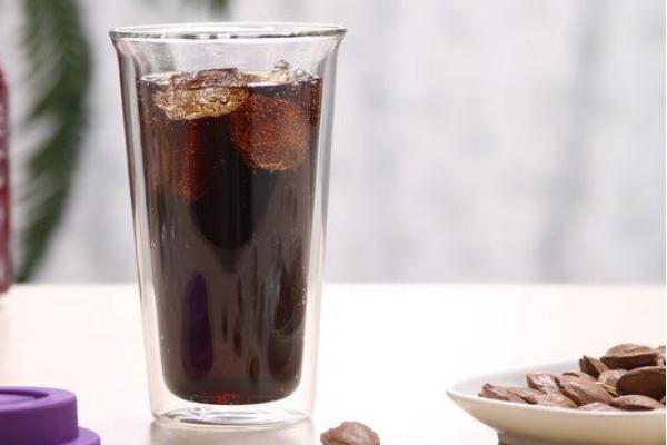 為什么不能過度喝飲料 長期喝飲料的危害是什么