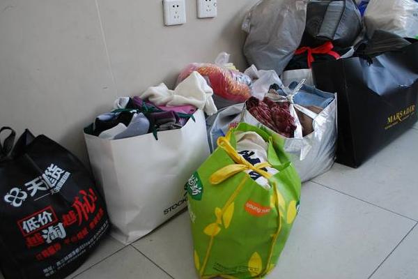 廢品回收的飲料瓶多少錢一斤 飲料瓶多少錢一個