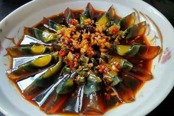 涼拌皮蛋怎么做好吃又簡(jiǎn)單 涼拌皮蛋家常做法大全