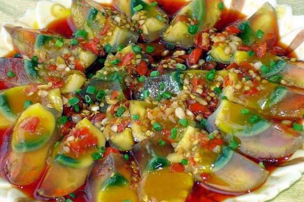 涼拌皮蛋怎么做好吃又簡(jiǎn)單 涼拌皮蛋家常做法大全