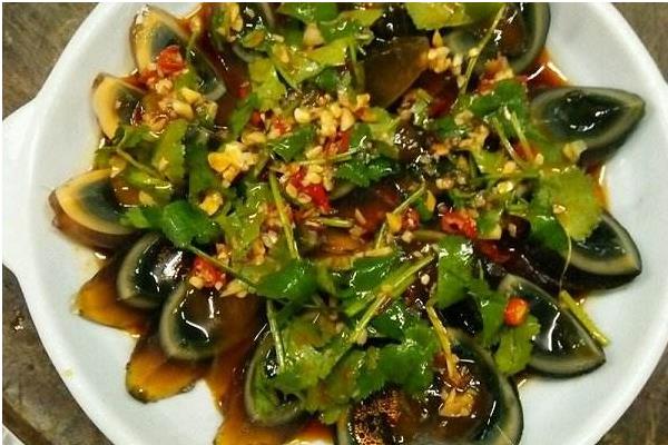 涼拌皮蛋怎么做好吃又簡(jiǎn)單 涼拌皮蛋家常做法大全