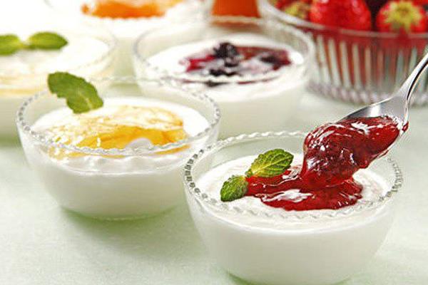 酸奶一天喝多少合適 酸奶喝多了會(huì)怎樣