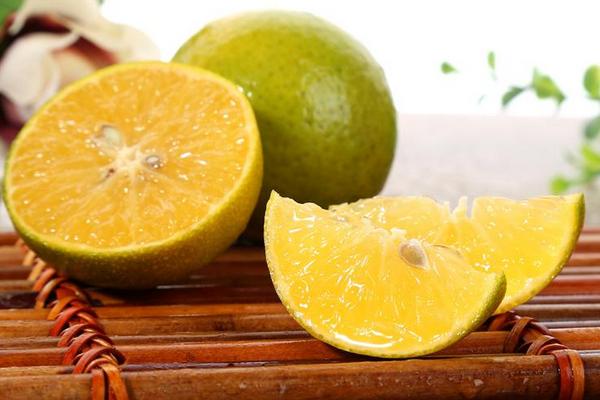 貢柑和皇帝柑的區別是什么 皇帝柑味道怪怪的正常嗎