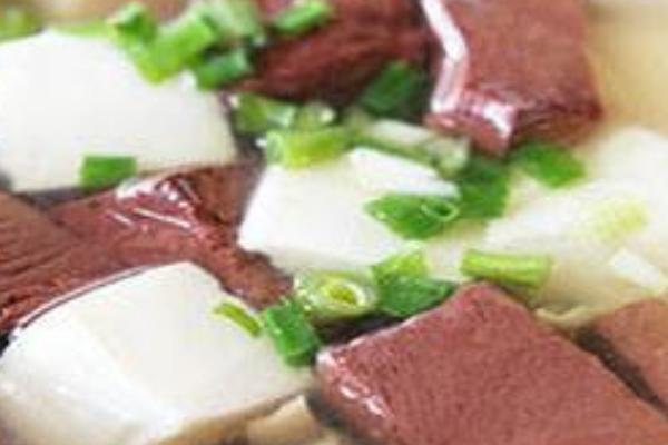 鴨血豆腐怎么做好吃又簡單 鴨血豆腐家常做法大全