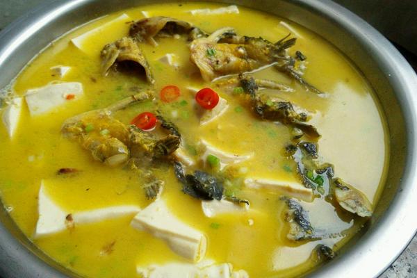 清燉豆腐魚湯怎么做好吃又簡(jiǎn)單 清燉豆腐湯的家常做法大全
