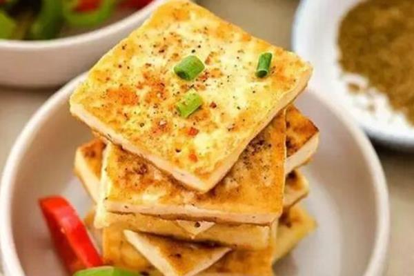 香煎豆腐小吃車生意好做嗎 做香煎豆腐生意賺錢嗎