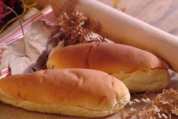 經(jīng)常吃面包好嗎 為什么面包很難催吐