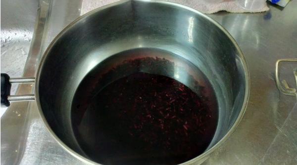 黑米會掉色嗎 黑米里面是白的還是黑的