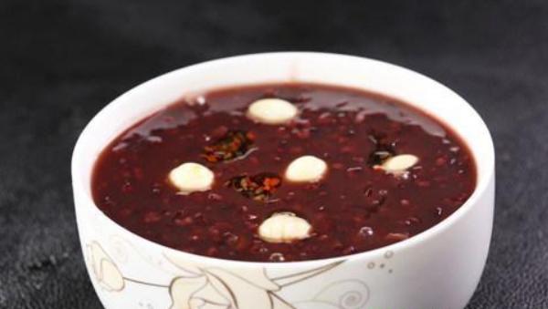 黑米會掉色嗎 黑米里面是白的還是黑的