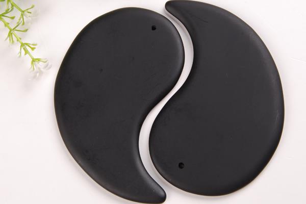 砭石刮痧板和牛角刮痧板哪個好 牛角刮痧板怎么用