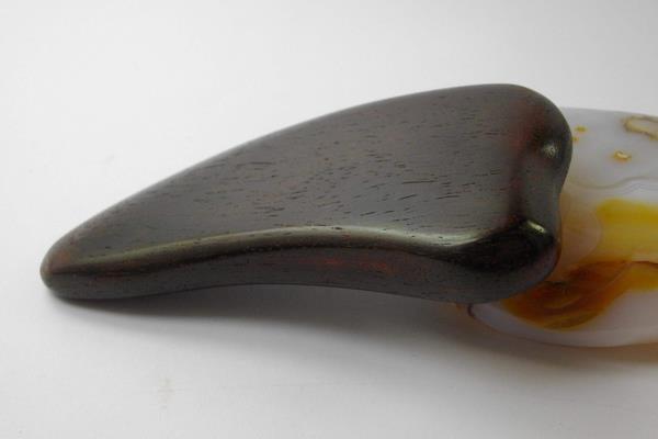 刮痧板厚的好還是薄的好 刮痧板可以用什么代替