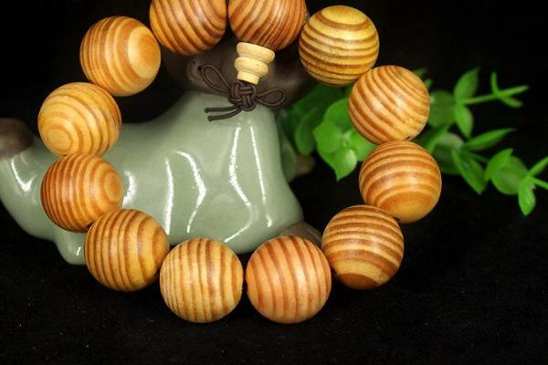 松樹明子手串市場價格多少錢一串 松樹明子手串怎么盤