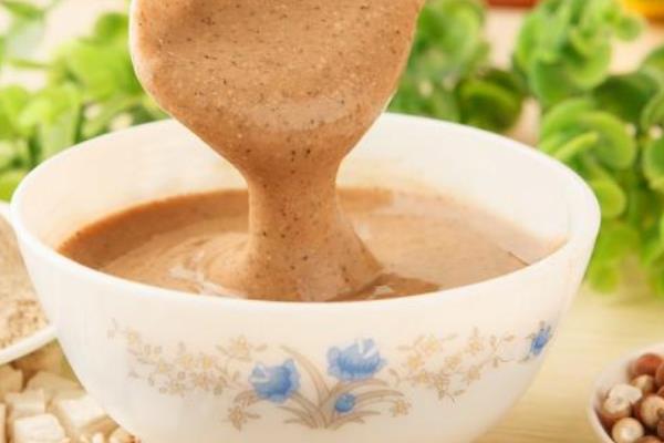 芡實(shí)粉可以泡水喝嗎 芡實(shí)打粉需要炒熟嗎