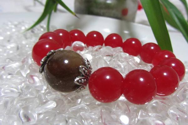 玉髓是什么（材質） 玉髓值錢嗎