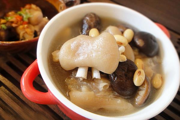 豬蹄怎么做好吃又簡單 豬蹄家常做法大全