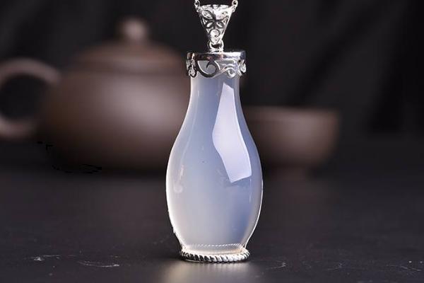 玉髓和玉的區別是什么 玉髓和玉哪個值錢