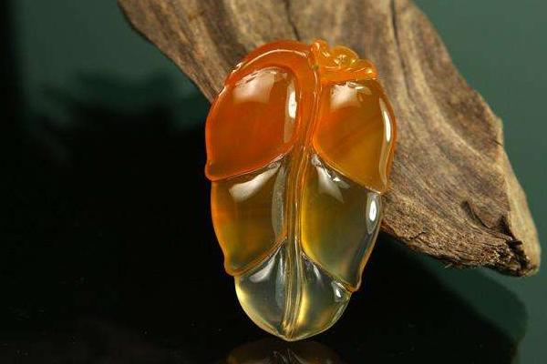 玉髓和玉的區別是什么 玉髓和玉哪個值錢