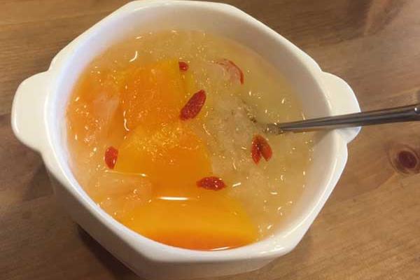 銀耳湯什么時候喝最好 喝銀耳湯有什么好處