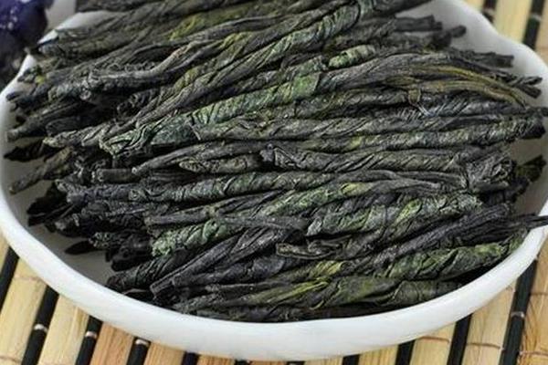 苦丁茶的功效與作用及禁忌 孕婦能喝苦丁茶嗎