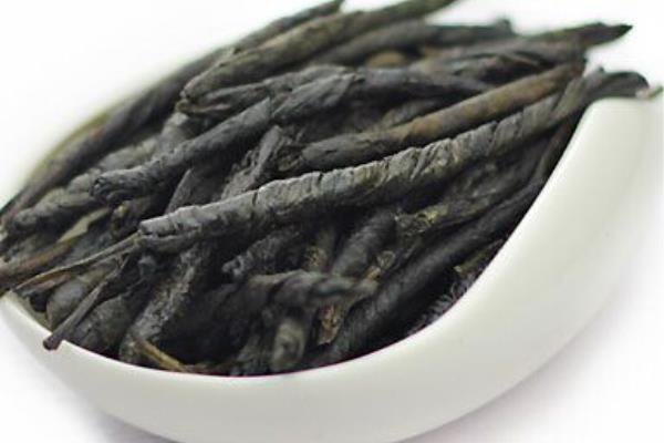 苦丁茶的功效與作用及禁忌 孕婦能喝苦丁茶嗎