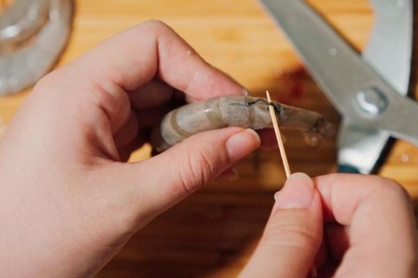 椒鹽龍蝦的做法 龍蝦怎么清洗