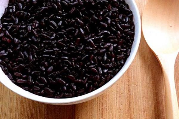 黑米的功效與作用及禁忌 黑米的營養(yǎng)價值