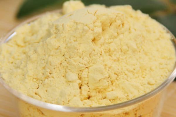 野生松花粉市場(chǎng)價(jià)格多少錢一斤 松花粉一天吃多少克