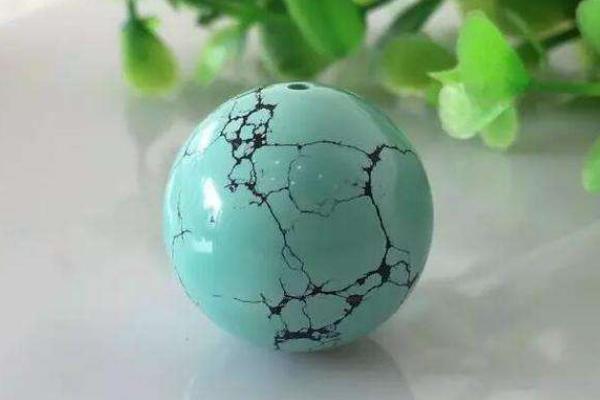 綠松石市場(chǎng)價(jià)格多少錢一克 綠松石為什么那么貴