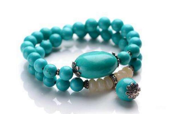 綠松石什么顏色最好 綠松石如何盤