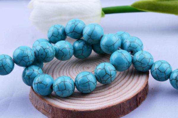 如何鑒別原礦綠松石和注膠綠松石 綠松石鑒別方法