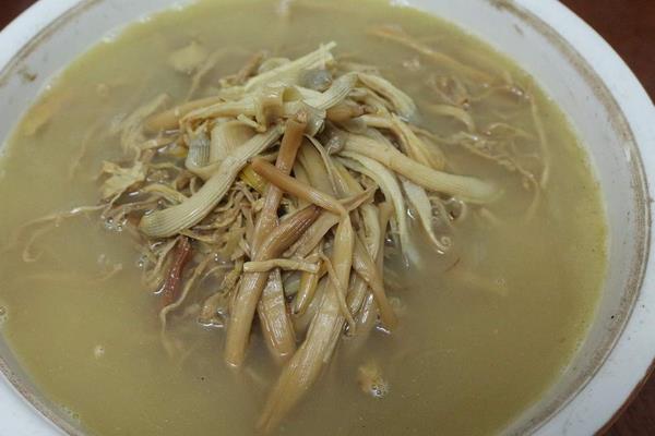 沙蟲和海腸哪個貴,哪個更好吃?